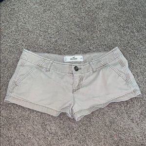🤍4/$15 Hollister khaki shorts